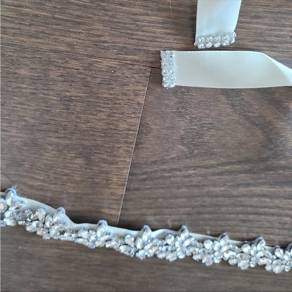 For any dress 👗 - Picture 3 of 3